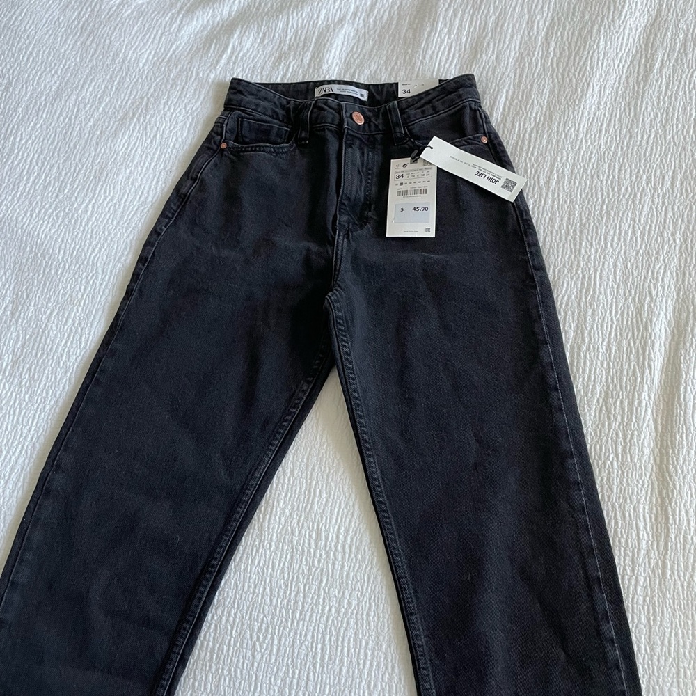 NEW WITH TAGS. FREE SHIPPING!